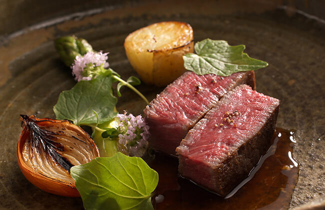南信州阿智黒毛和牛ヒレ肉のロースト